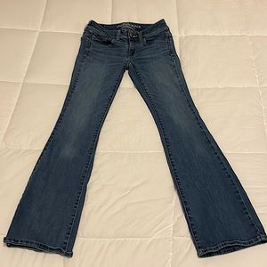 American Eagle Outfitters Super Stretch Kick Boot Jeans size 00 short